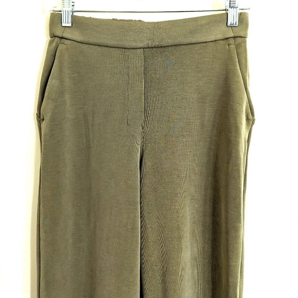 Lululemon Softstreme Relaxed High‎ Rise Pant Size 4